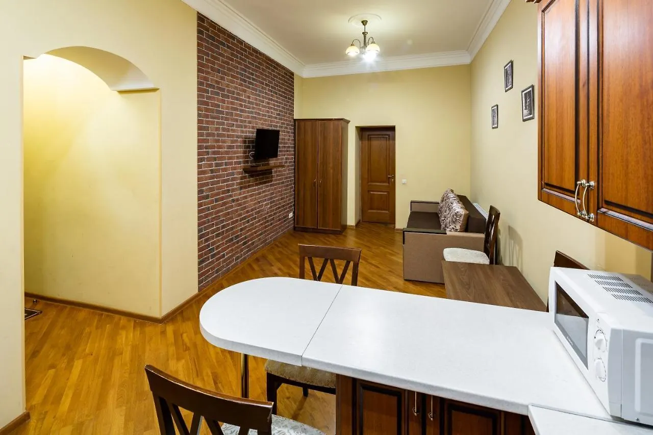 13 Franka Apartment 2 Lviv 0*,
