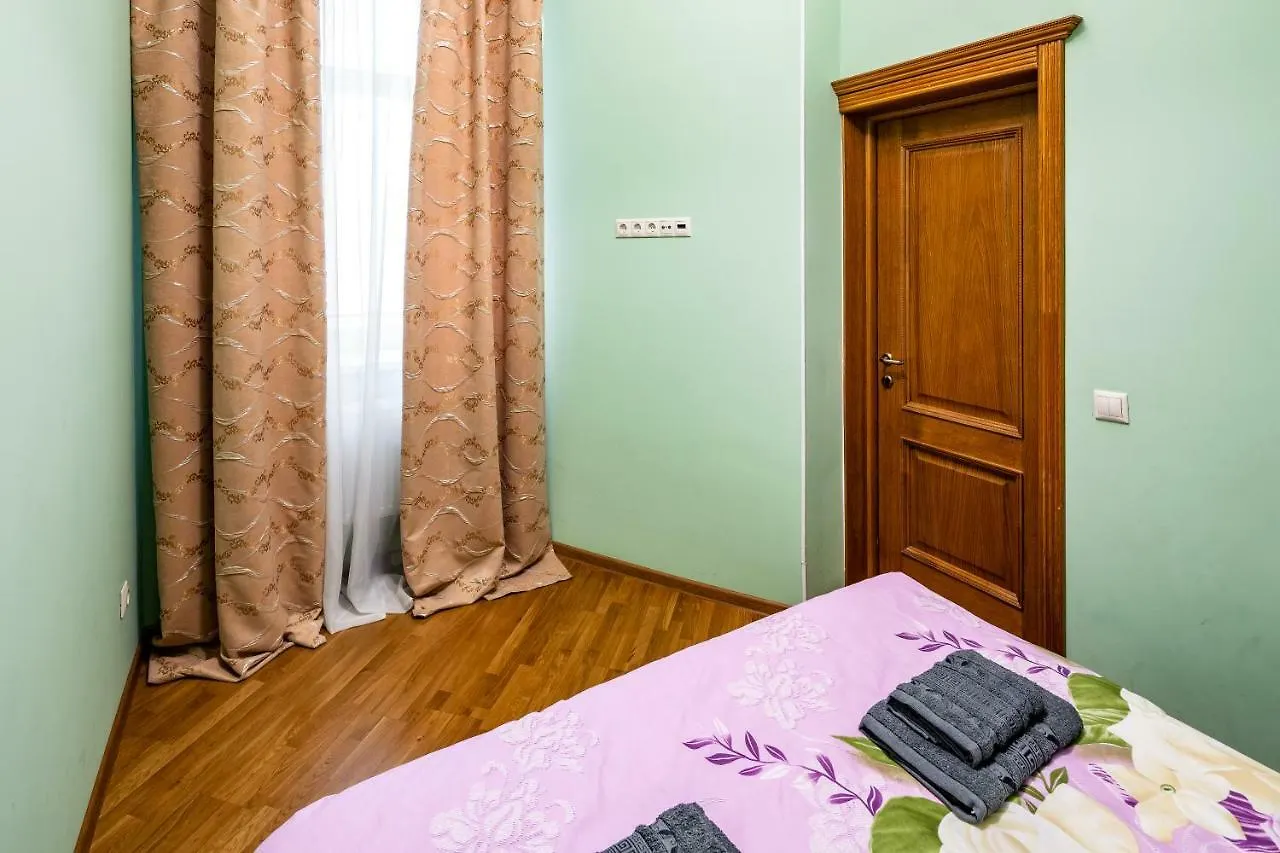 13 Franka Apartment 2 Lviv Ukrayna